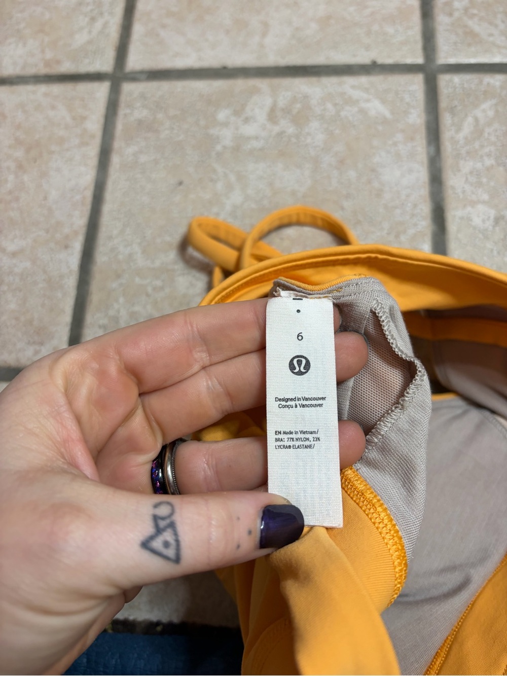 NWOT Lululemon Energy High-Neck Longline Bra *Zip Front (Mango Dream) Size 6 - Picture 4 of 9